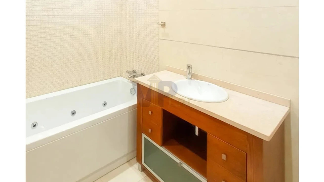 Moradia T4 para Venda em São Pedro Fins Foto 14