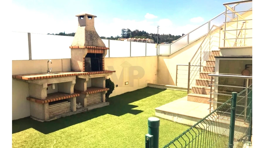 Moradia T4 para Venda em São Pedro Fins Foto 15