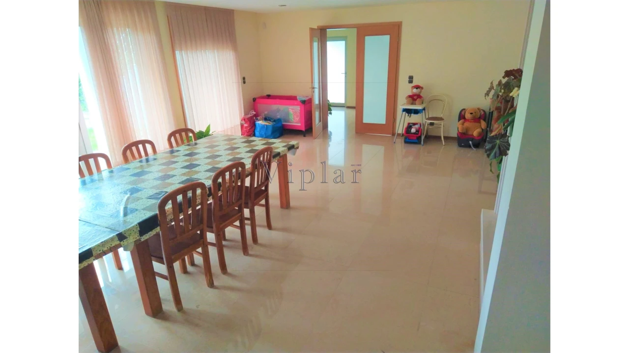 Moradia T6 para Venda em Valongo Foto 27