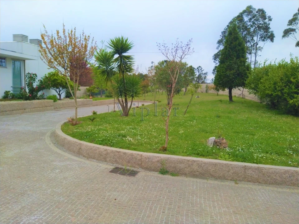 Moradia T6 para Venda em Valongo Foto 54