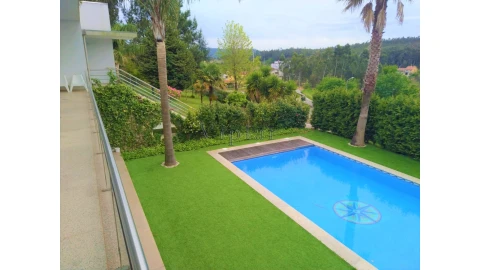 Moradia T6 para Venda em Valongo