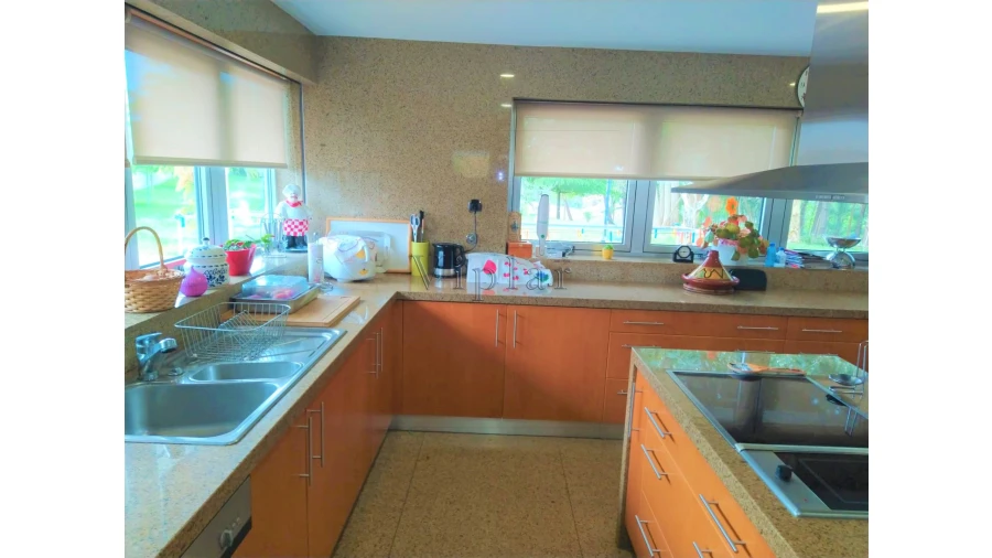 Moradia T6 para Venda em Valongo Foto 28