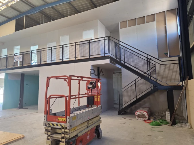 Armazém para Venda em São Pedro Foto 3