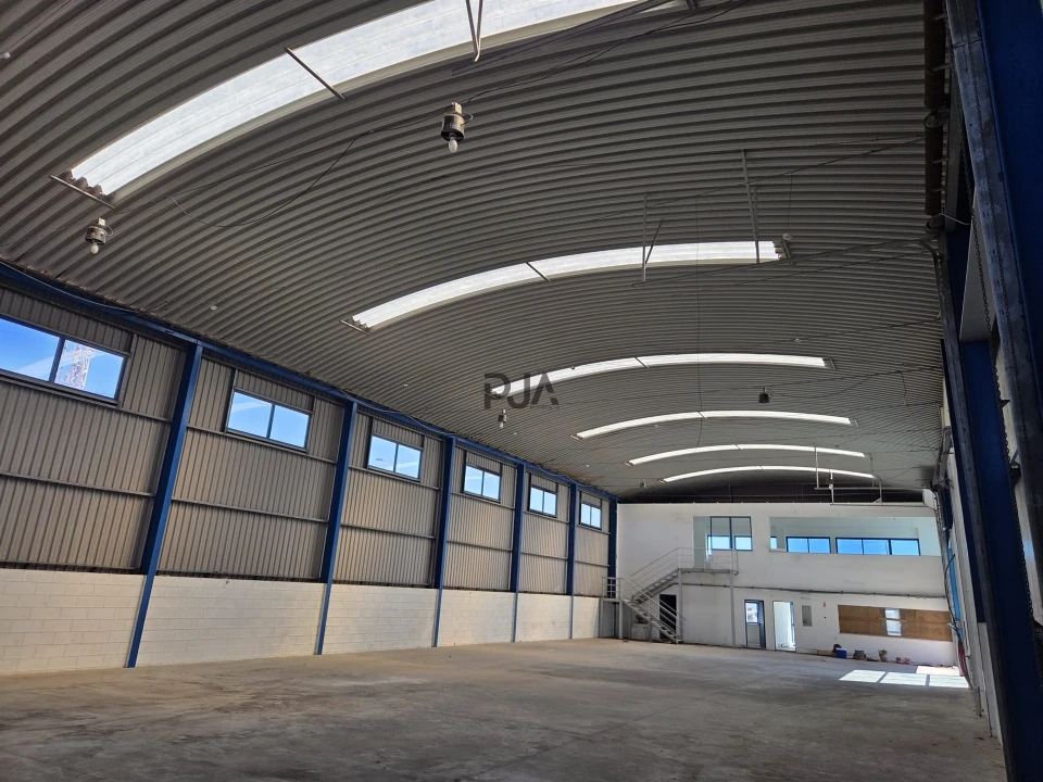 Armazém para Venda em São Pedro Foto 2