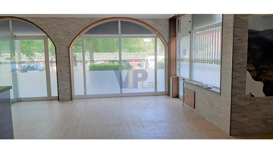 Loja para Venda em Baguim do Monte (Rio Tinto) Foto 1