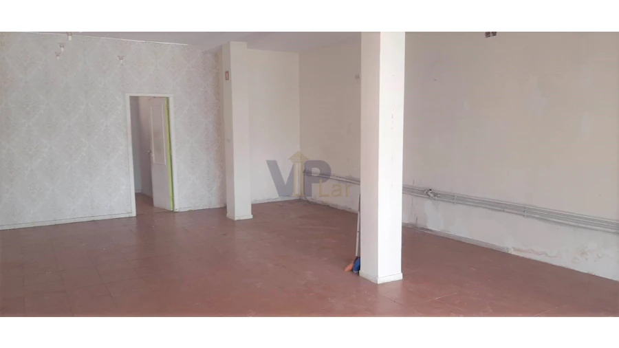 Loja para Arrendamento em Ermesinde Foto 2