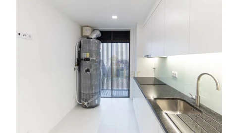 Apartamento T2 para Venda em Ramalde