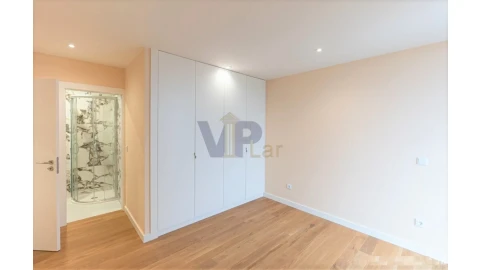Apartamento T2 para Venda em Ramalde