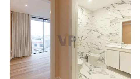 Apartamento T2 para Venda em Ramalde