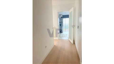 Apartamento T2 para Venda em Ramalde