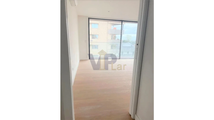 Apartamento T2 para Venda em Ramalde Foto 10