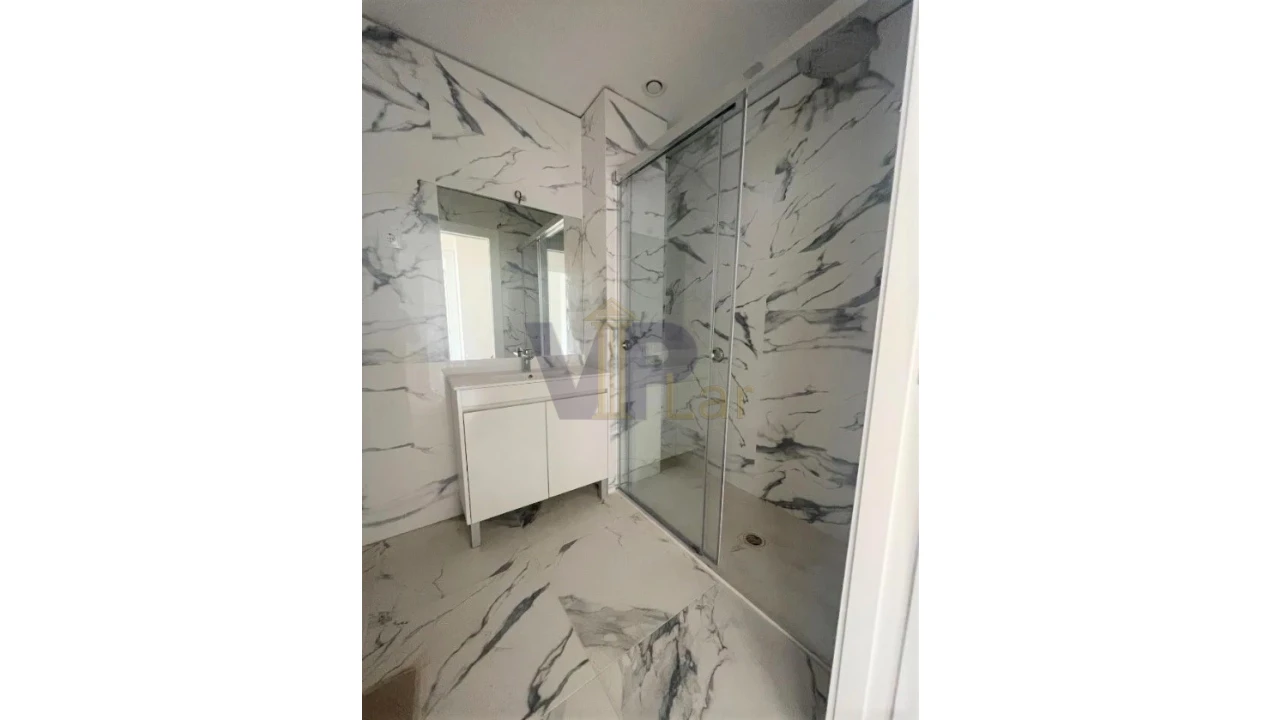 Apartamento T2 para Venda em Ramalde Foto 12