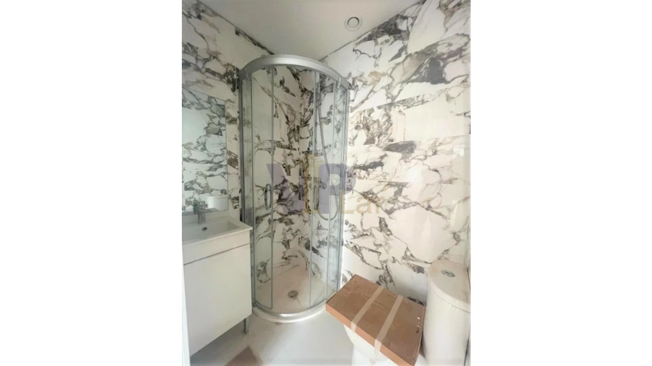 Apartamento T2 para Venda em Ramalde Foto 17