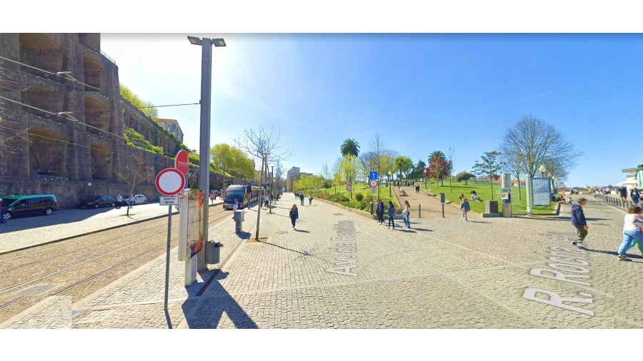 Prédio para Venda em Mafamude e Vilar do Paraíso Foto 6