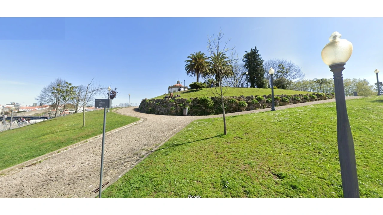 Prédio para Venda em Mafamude e Vilar do Paraíso Foto 3