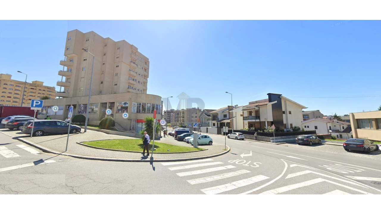 Moradia T4 para Venda em Rio Tinto Foto 5