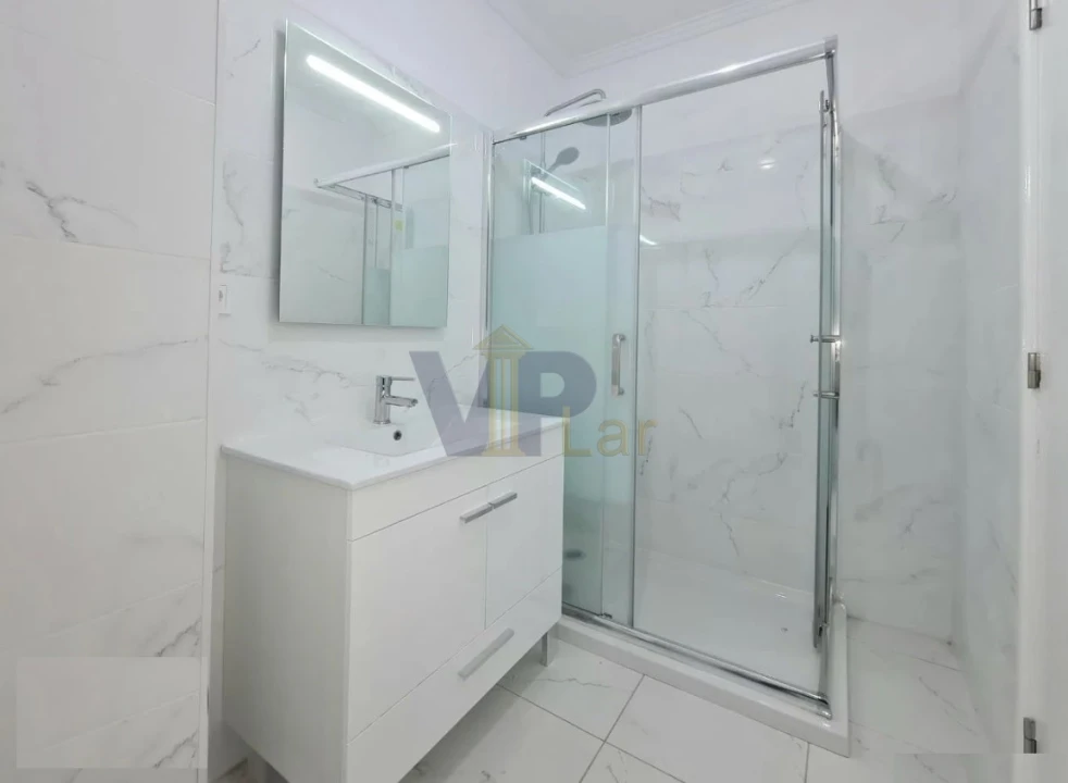 Apartamento T3 para Venda em Moreira Foto 5