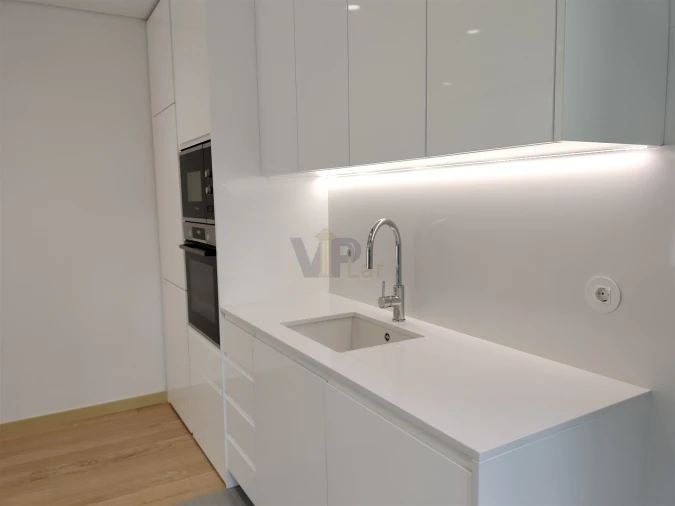 Apartamento T3 para Venda em Aldoar, Foz do Douro e Nevogilde Foto 8