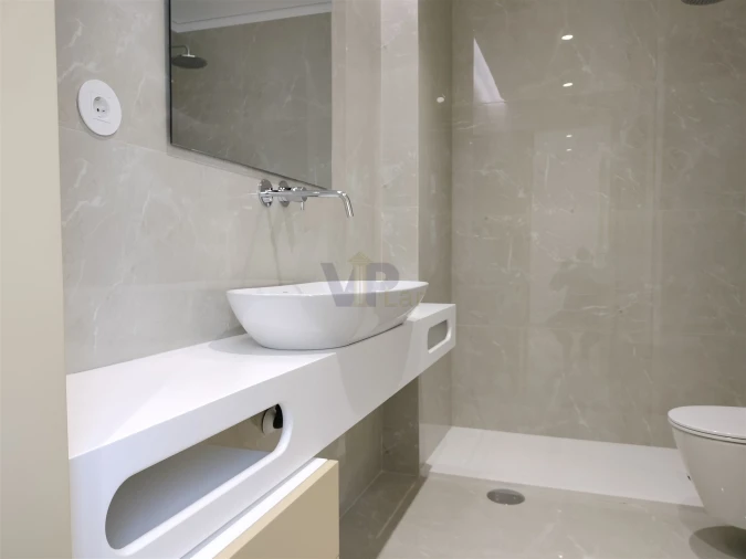 Apartamento T3 para Venda em Aldoar, Foz do Douro e Nevogilde Foto 13