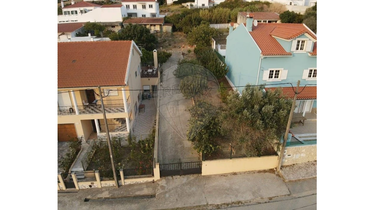 Terreno para Venda em Arruda dos Vinhos Foto 1