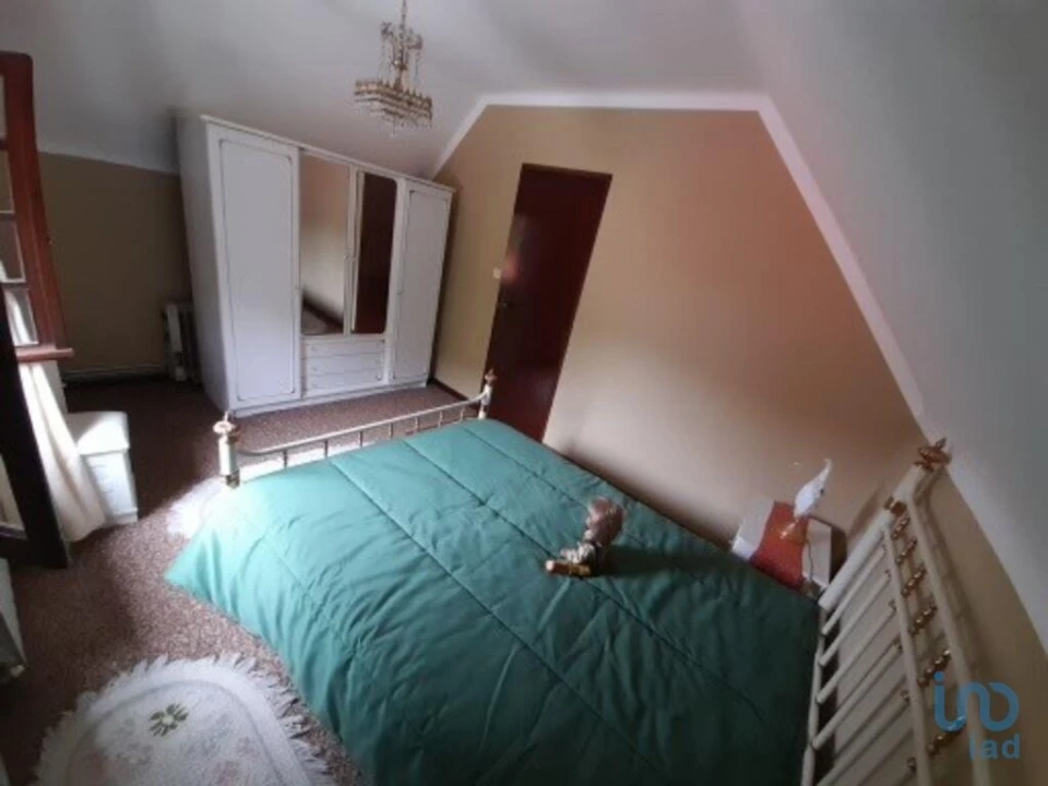 Moradia T3 para Venda em Cristoval Foto 4