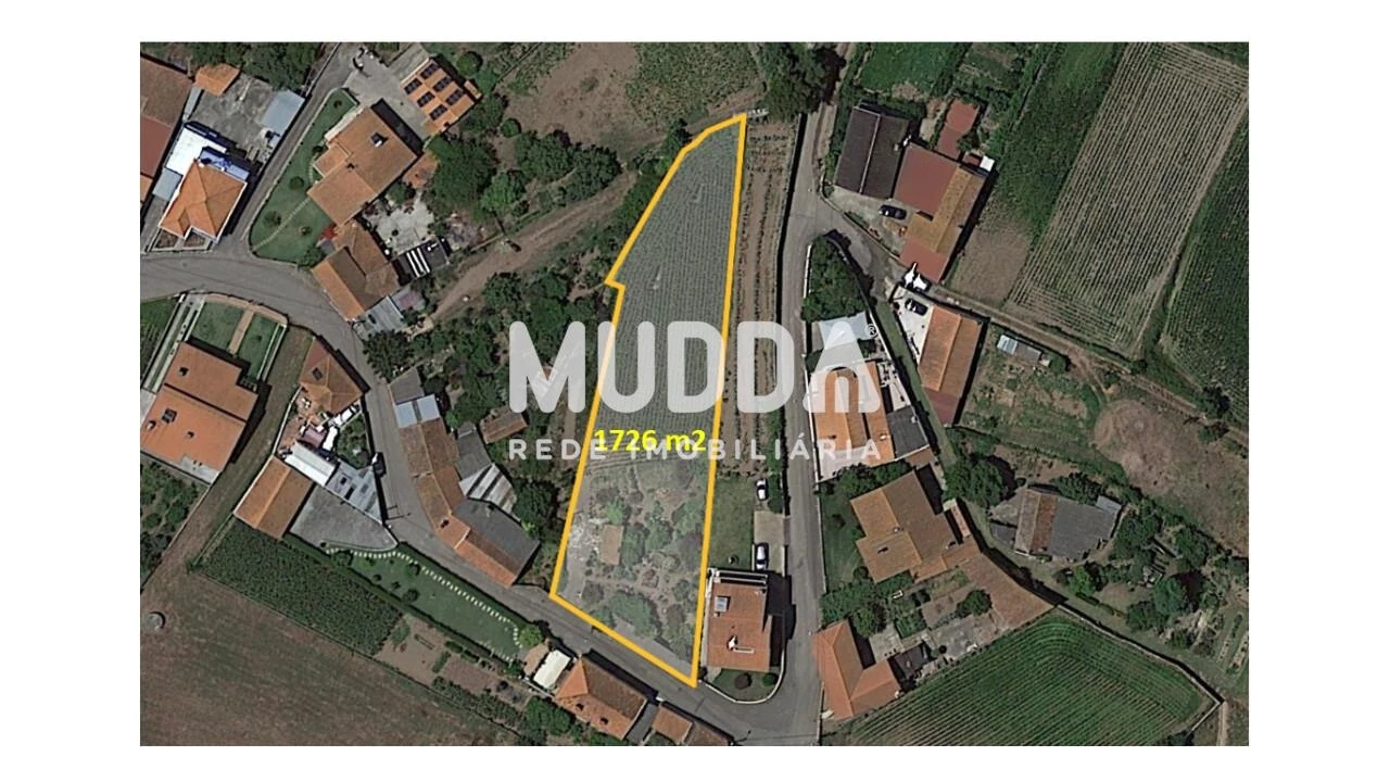 Terreno para Venda em Salreu Foto 2