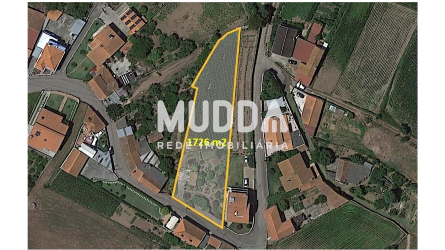 Terreno para Venda em Salreu Foto 2