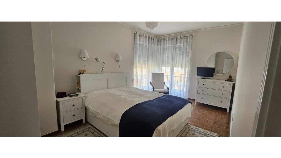 Apartamento T3 para Venda em São João Baptista e Santa Maria dos Olivais Foto 8