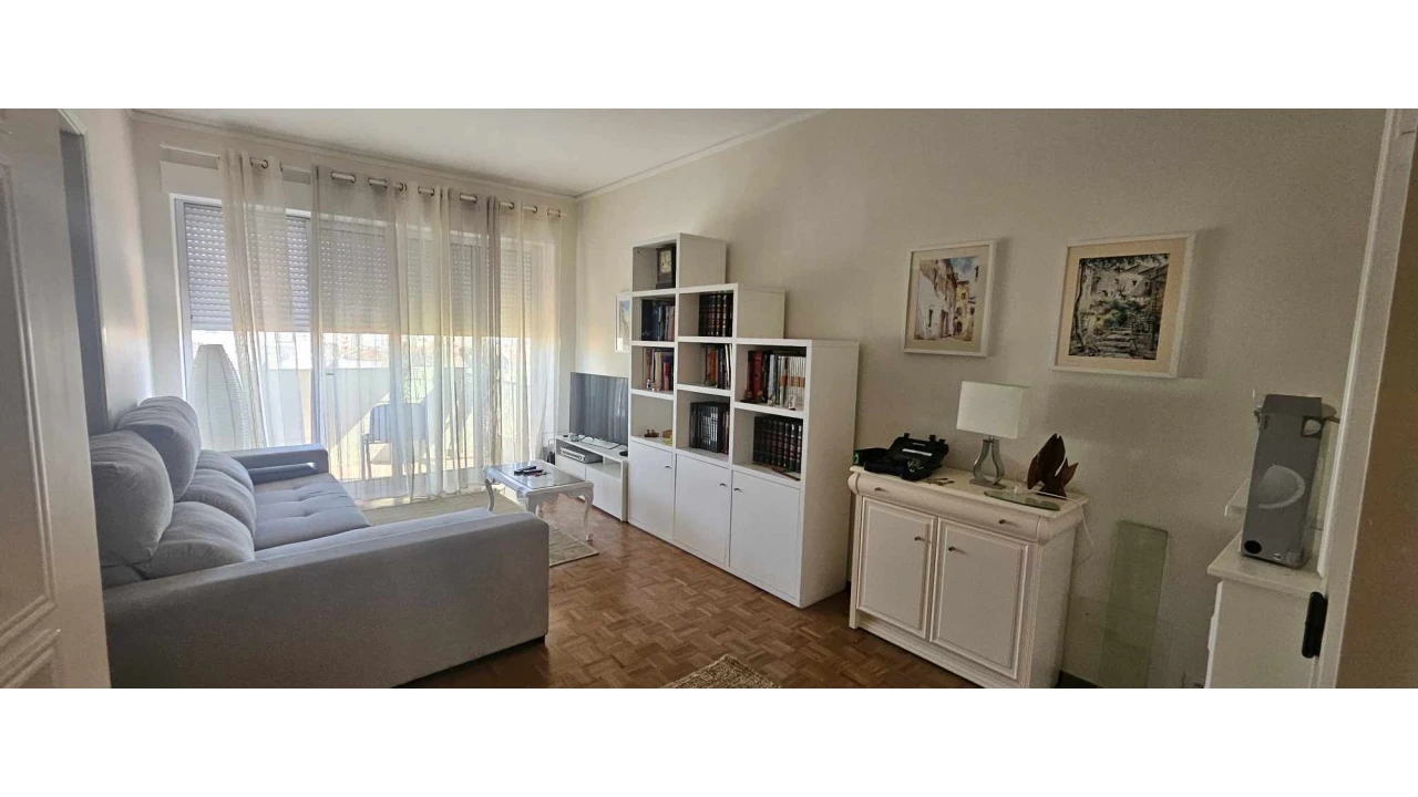 Apartamento T3 para Venda em São João Baptista e Santa Maria dos Olivais Foto 3