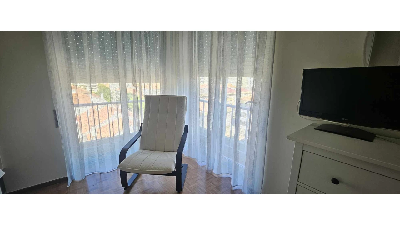 Apartamento T3 para Venda em São João Baptista e Santa Maria dos Olivais Foto 7