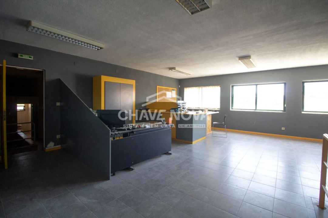 Armazém para Venda em Esmoriz Foto 6