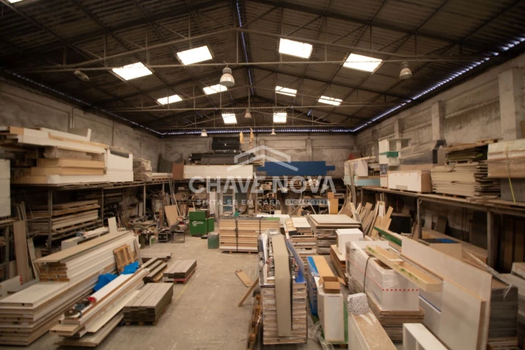 Armazém para Venda em Esmoriz Foto 1