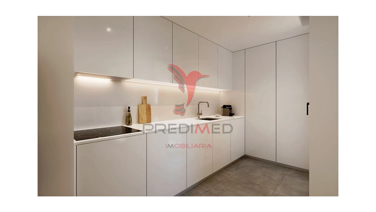 Apartamento T2 para Venda em Bensafrim e Barão de São João Foto 3