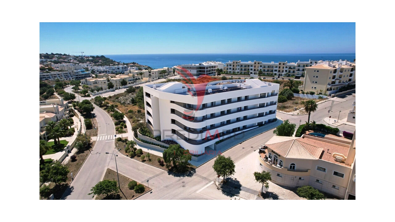 Apartamento T2 para Venda em Bensafrim e Barão de São João Foto 15