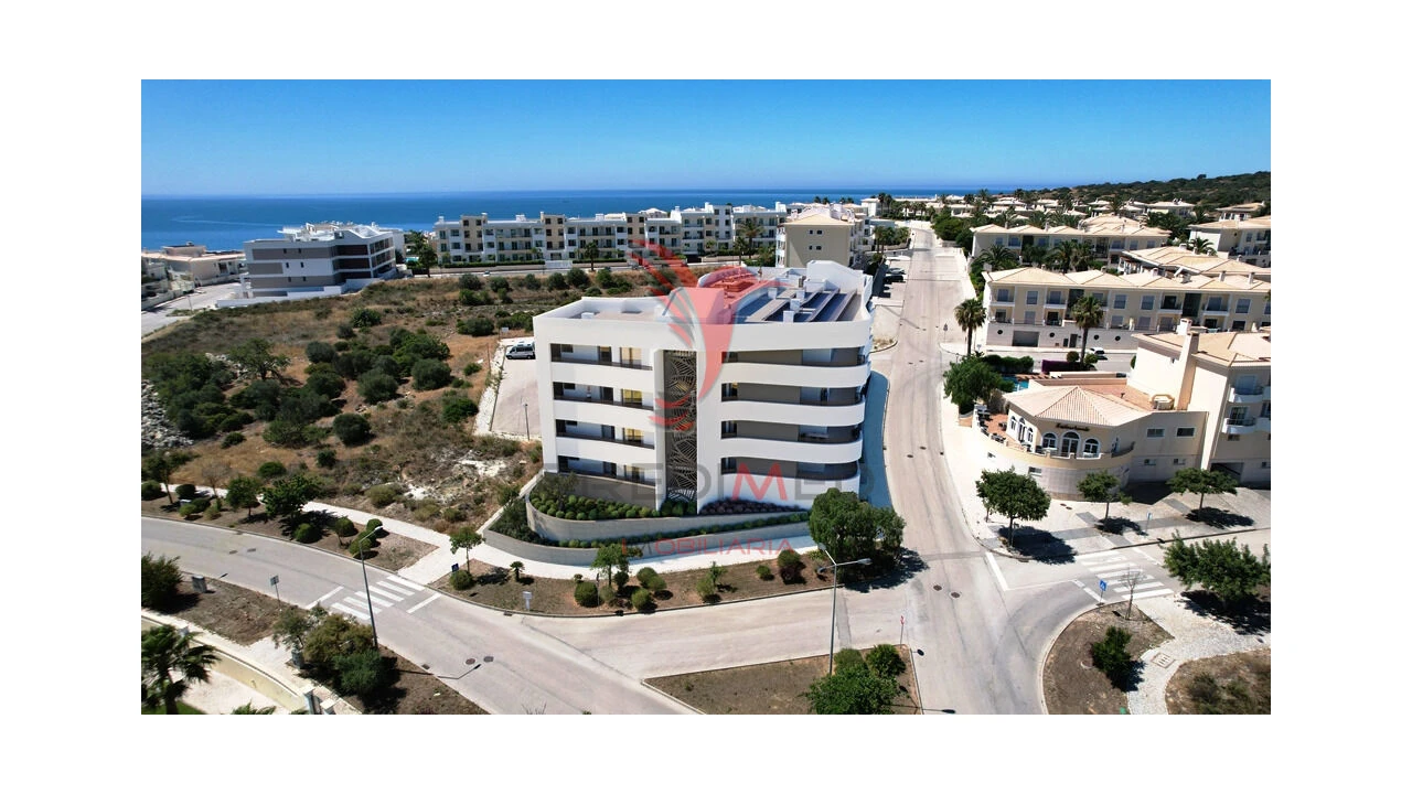 Apartamento T2 para Venda em Bensafrim e Barão de São João Foto 15