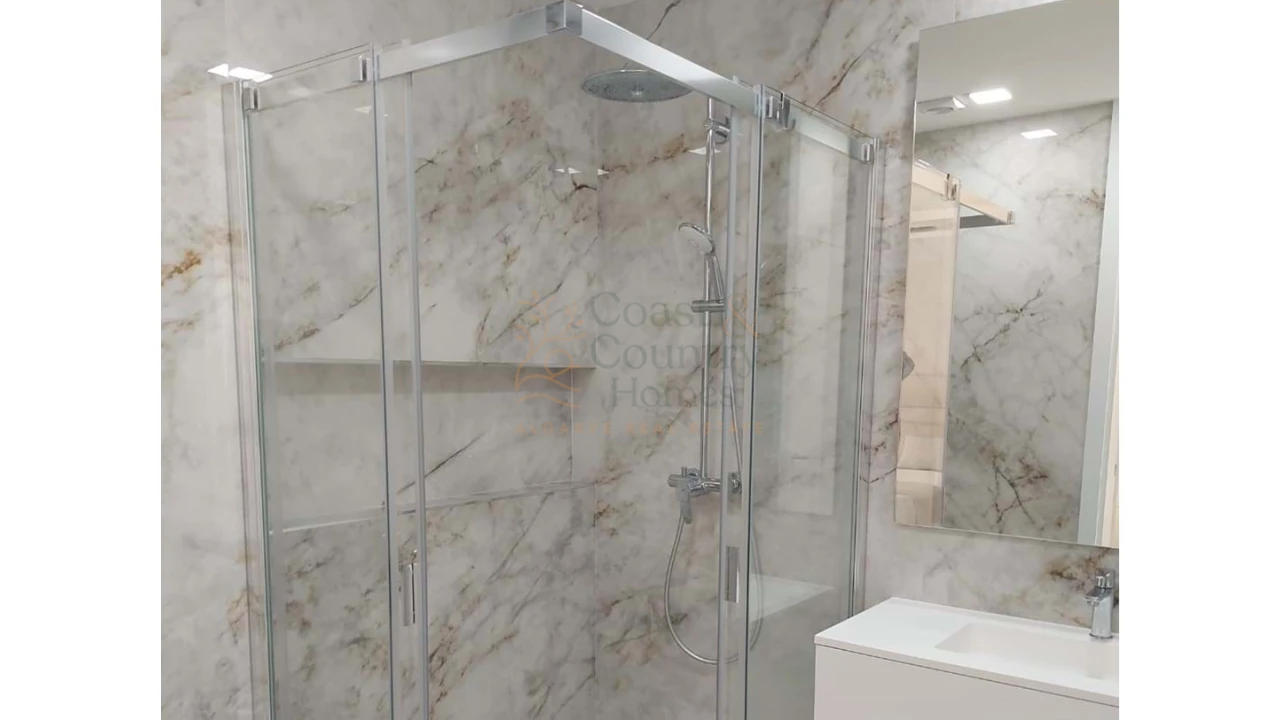 Apartamento T2 para Venda em Lagos (São Sebastião e Santa Maria) Foto 5