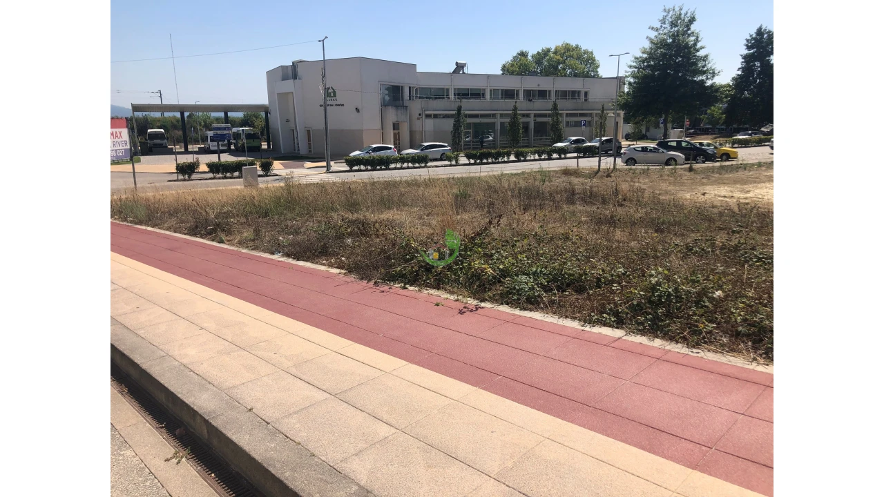 Terreno para Venda em Valença, Cristelo Covo e Arão Foto 3