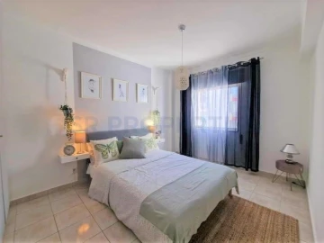 Apartamento T1 para Venda em Quarteira