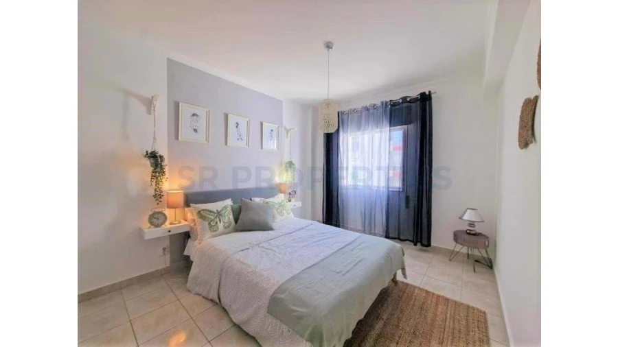 Apartamento T1 para Venda em Quarteira Foto 10