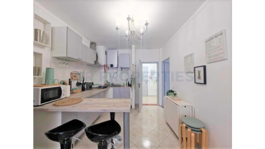 Apartamento T1 para Venda em Quarteira Foto 12