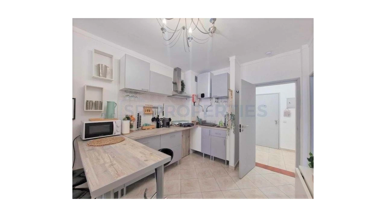 Apartamento T1 para Venda em Quarteira Foto 13