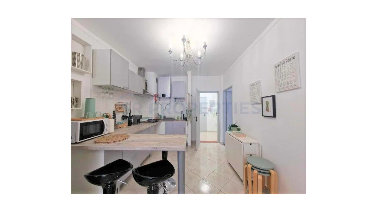 Apartamento T1 para Venda em Quarteira Foto 12