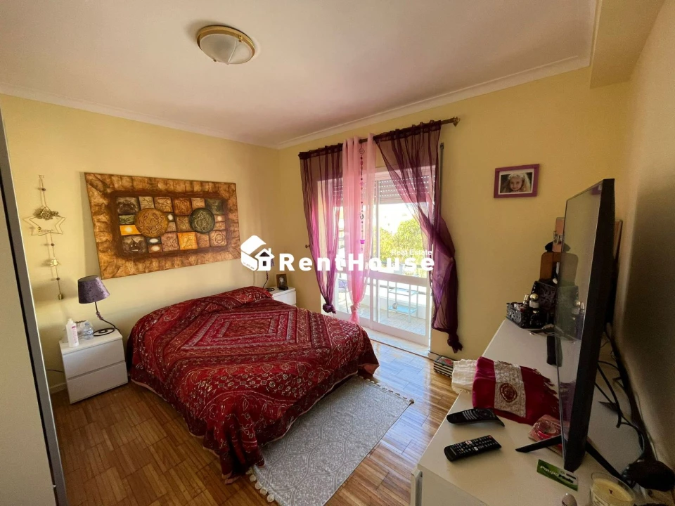 Apartamento T4 para Venda em Alhadas Foto 15