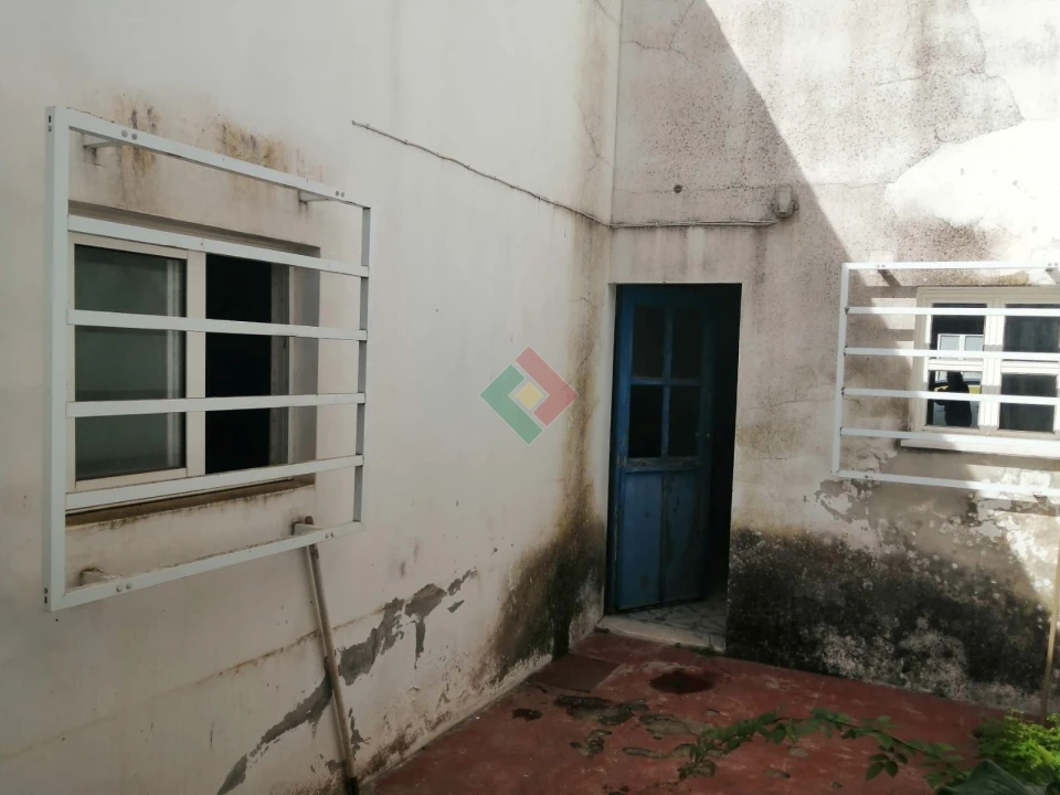 Moradia T3 para Venda em Assunção, Ajuda, Salvador e Santo Ildefonso Foto 16