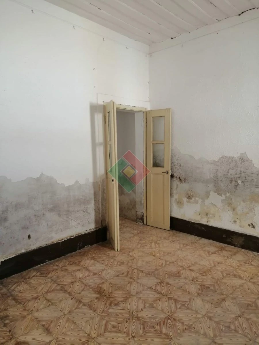 Moradia T3 para Venda em Assunção, Ajuda, Salvador e Santo Ildefonso Foto 3