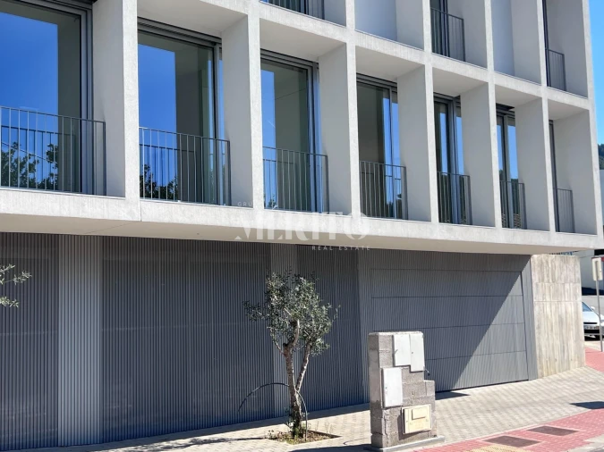 Moradia T3 para Venda em Nogueira, Fraião e Lamaçães Foto 17
