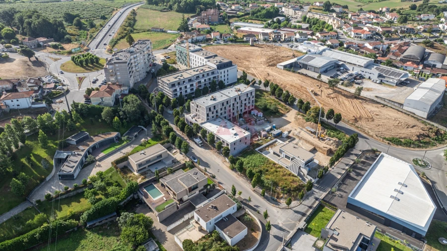 Apartamento T3 para Venda em Pombeiro de Ribavizela Foto 18