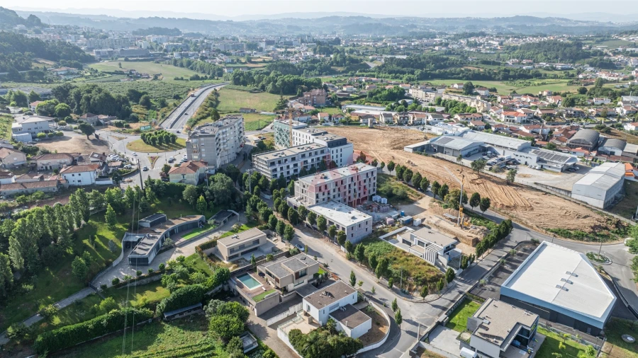 Apartamento T3 para Venda em Pombeiro de Ribavizela Foto 8