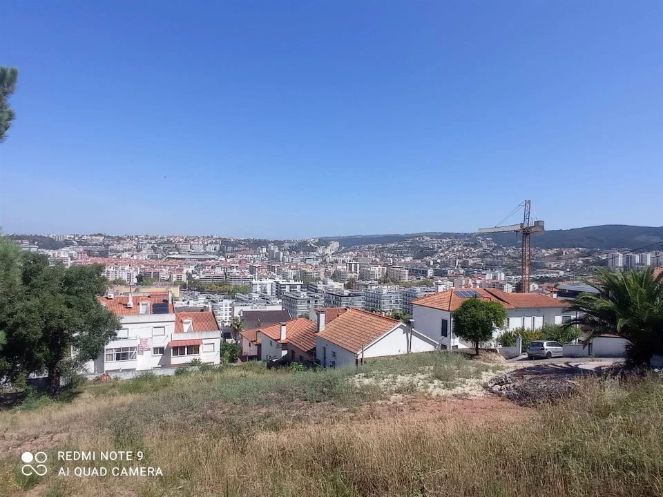 Terreno para Venda em Santo Antonio dos Olivais Foto 3