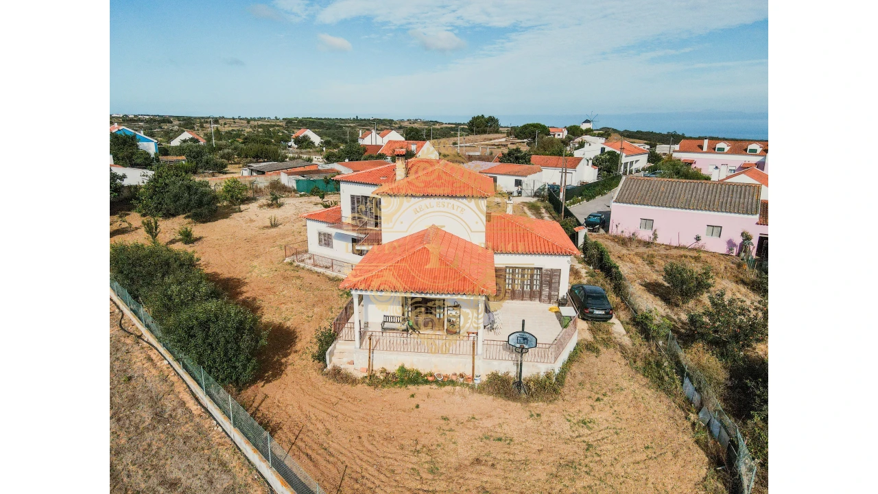 Moradia T3 para Venda em Sesimbra (Castelo) Foto 2